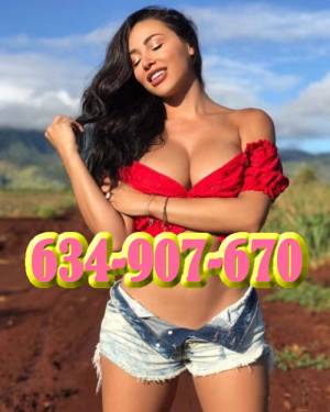 si prefieres el chocolate ven a mi . . . sofia bom