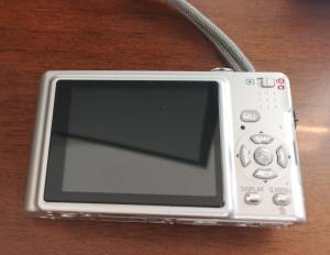 CAMARA FOTOS PARASONIC CON POCO USO!!