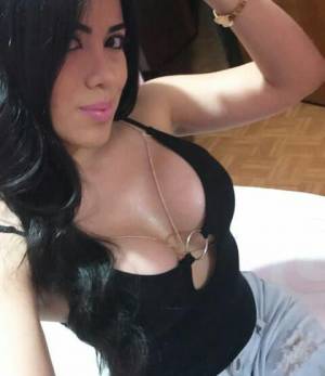 (_LATINA 100%FOGOSA Y COMPLACIENTE_)