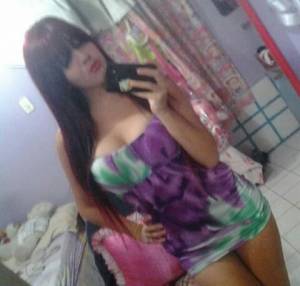 LA NIÑA COLOMBIANA, FOLLAME PAPI