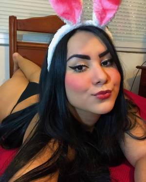 *:_.-QUIERO SER TU CONEJITA SALVAJE-_:*