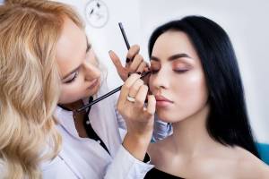 Estetica, Peluqueria, Fisioterapia, Medico
