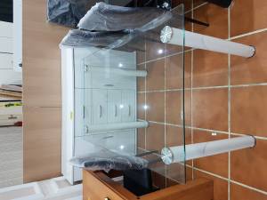 Mesa cristal color blanco