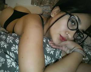 morena con ganas de complacerte y pasarla rico