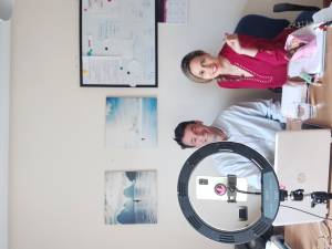 Trabajo 100% online distribuyendo