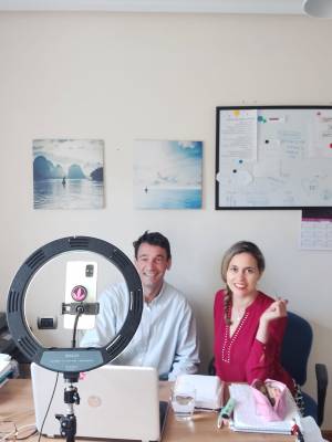 TRABAJA DESDE CASA ONLINE 100%