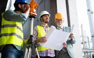 Se necesitan trabajadores de la construcción