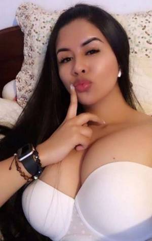 SOY MUY COMPLACIENTE, DULCE Y ZORRITA!