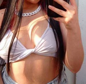 BUSCO UN MACHO MADURITO PARA FOLLAR