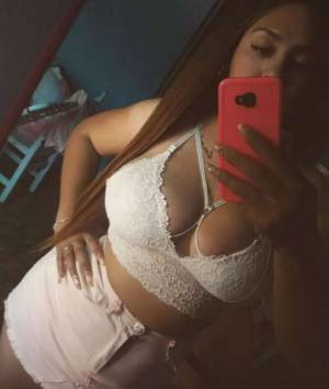 HOY, ME APETECE MUCHO FOLLAR,