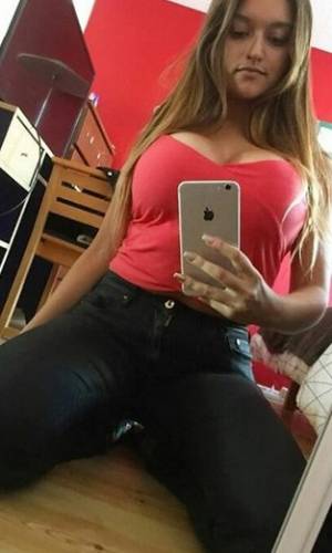 quieres correrte entre mis tetas