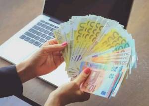 Holà, prestamos especiales de dinero