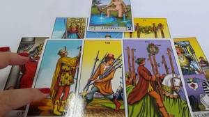 El Oraculo Del Tarot, Videntes Sin Cartas