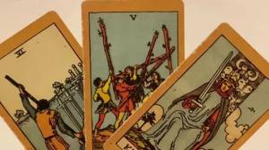 Tirada De 3 Cartas Del Amor Por Teléfono, Tarot Online Amor Ele Esta Me Traindo