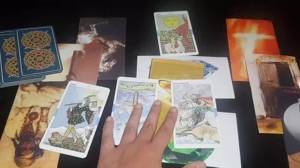 Tirada De Cartas Del Tarot Del Amor Por Teléfono 3 Cartas, Tarot Acuario En El Amor