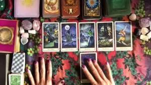 Tirada De Cartas Por Teléfono Y Fiable, Tarot Amor Los Arcanos Pregunta
