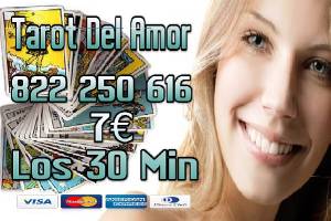 Tarot Visa/806 Tarot/7 € los 30 Min