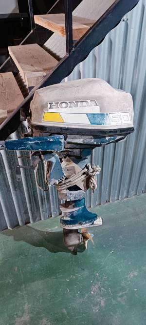 Embarcacion velero 7.5m eslora