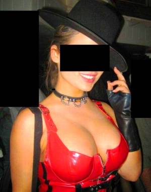 CHICA CON GANAS DE SEXO